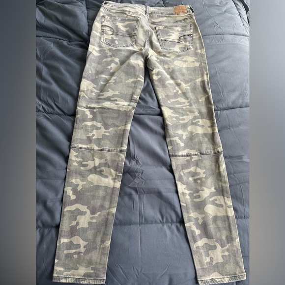 American Eagle Outfitters Denim - American Eagle camouflage super stretch high rise jeggings